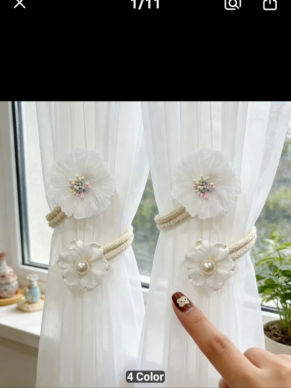 New Pair of White Floral Pearl Curtain Tiebacks #1538-601